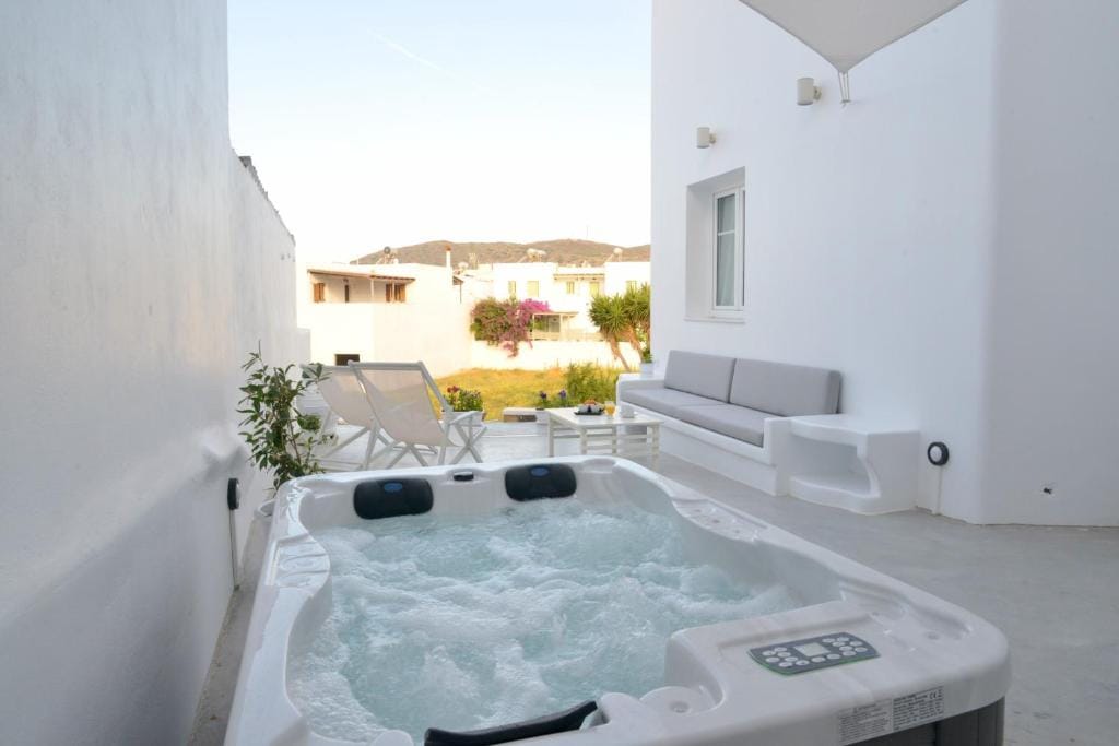 Ostria Hotel — 2