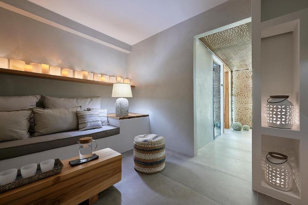 Santa Maria Luxury Suites & Spa — 3