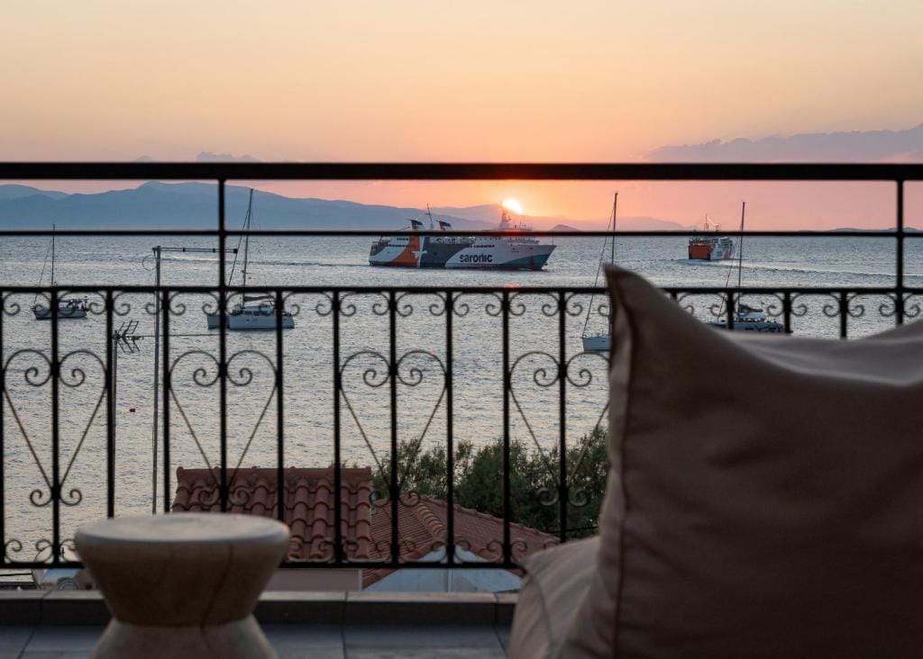 Aegina Dream Suites — 5