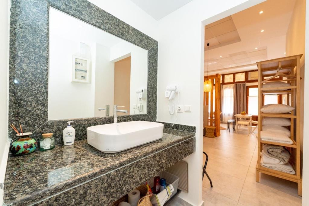 Aegina Town Cozy Escape — 3