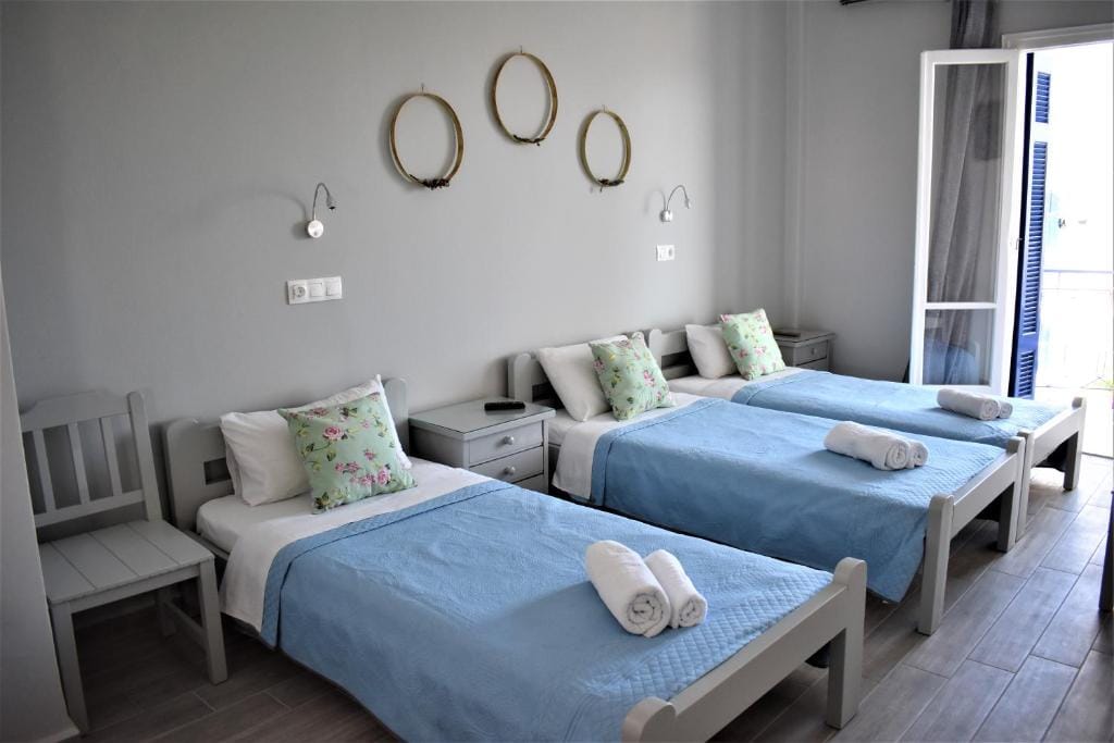 Aphrodite Art Hotel Aegina — 1