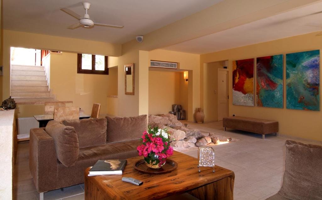 Rastoni Hotel Aegina — 2