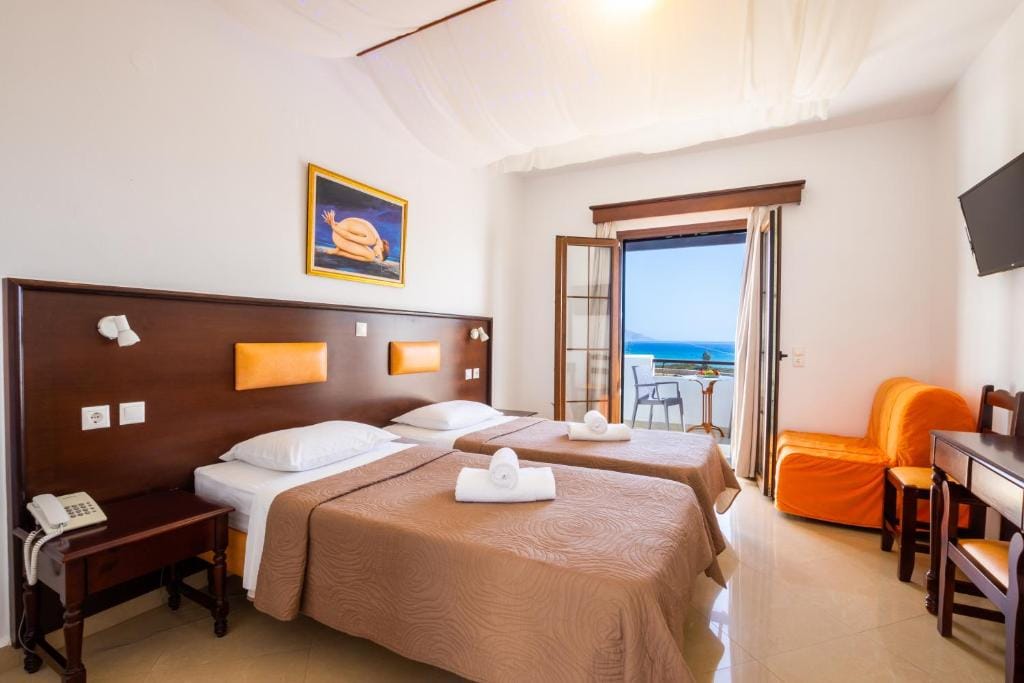 Irini Hotel — 4