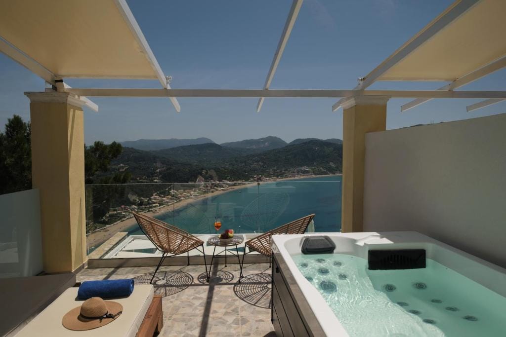 Zeus Throne Suites — 5