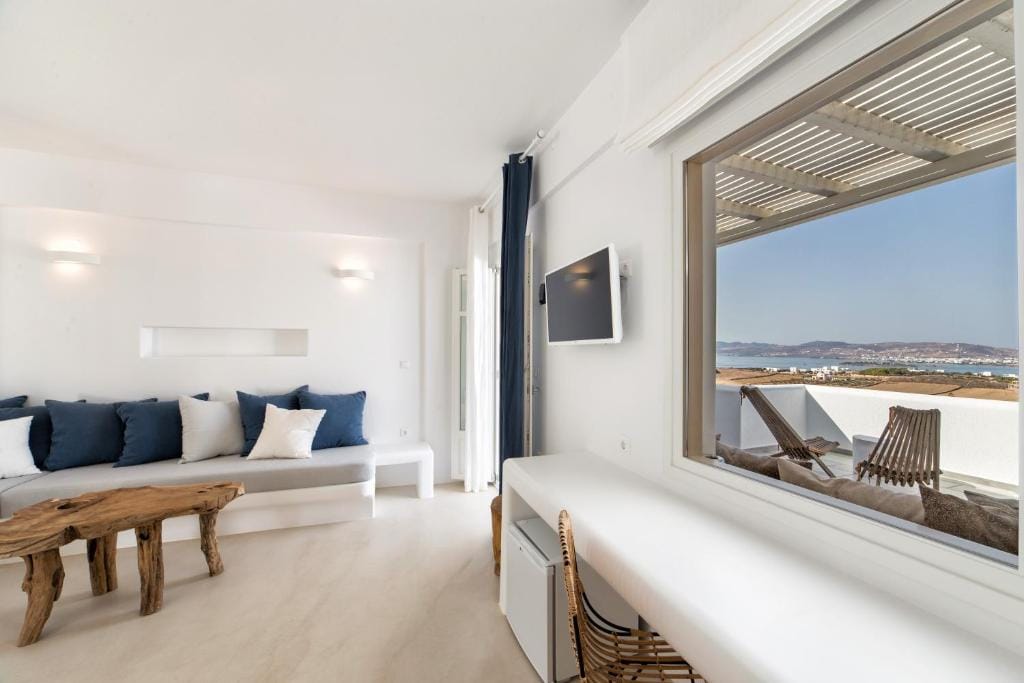 Anna Platanou Suites — 3