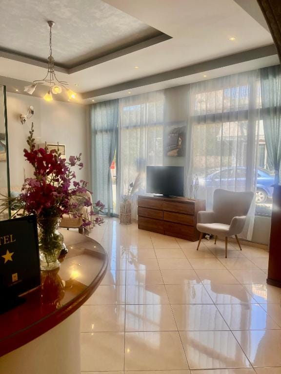 Isidora Hotel — 5