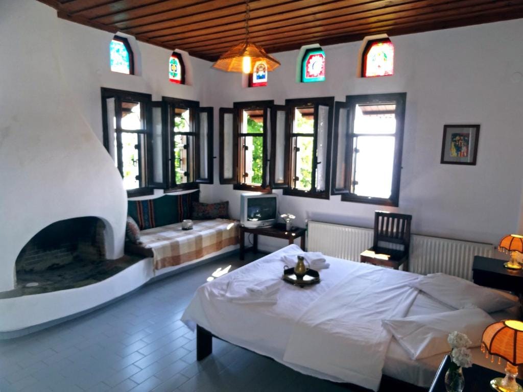 Hotel Vrionis — 2