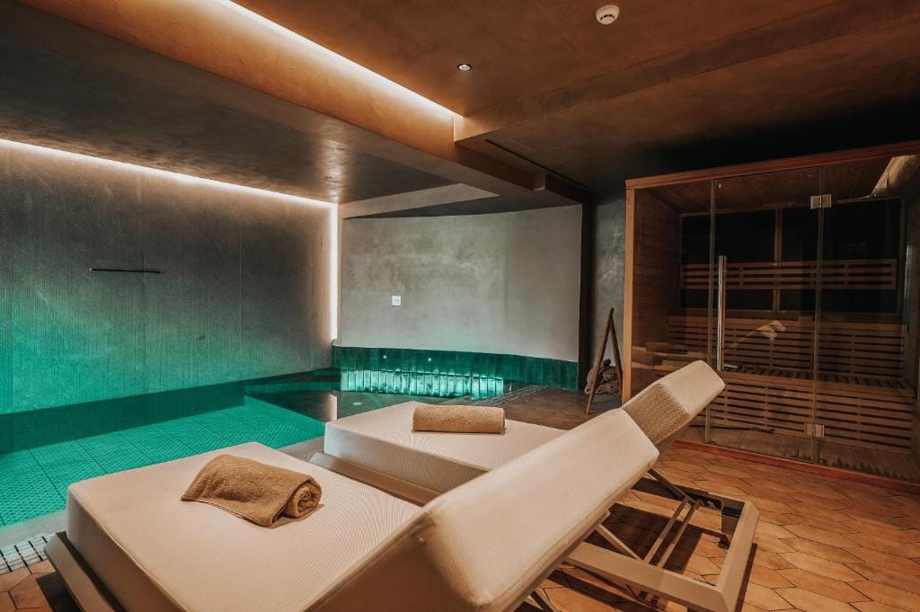 Sagredo Beachfront Retreat & Spa by E-GEO — 4