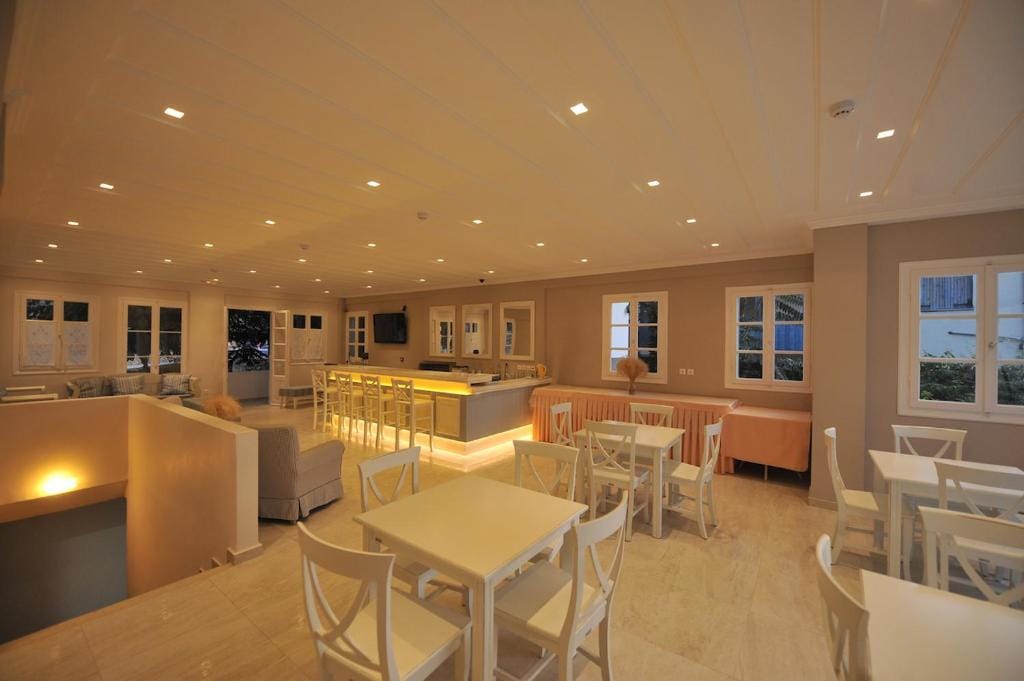 Hotel Agios Nikitas — 4