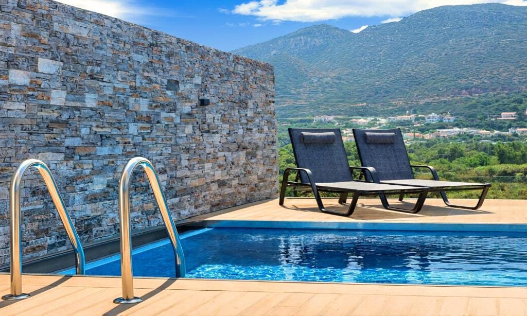 Aelia Suites — 3