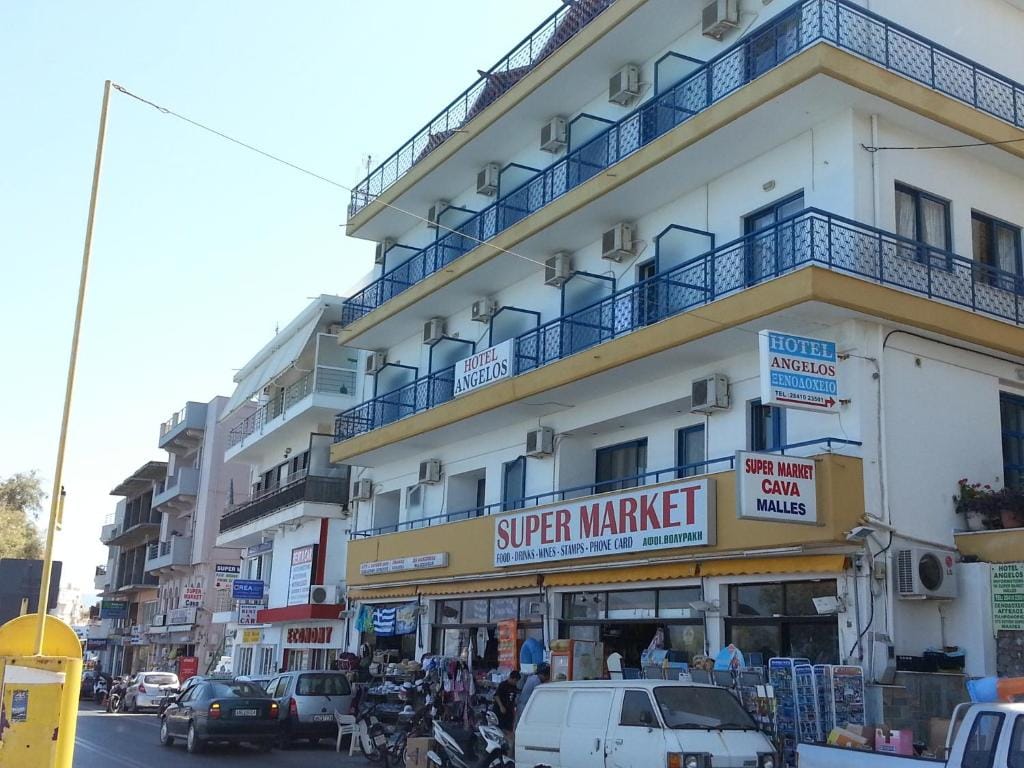 Angelos Hotel — 1