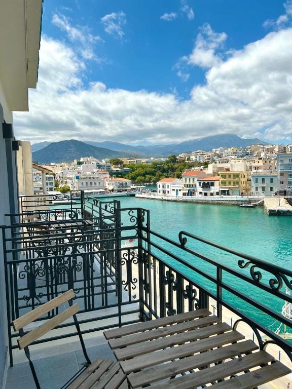 Casa Porto Boutique Hotel - Adults only — 1