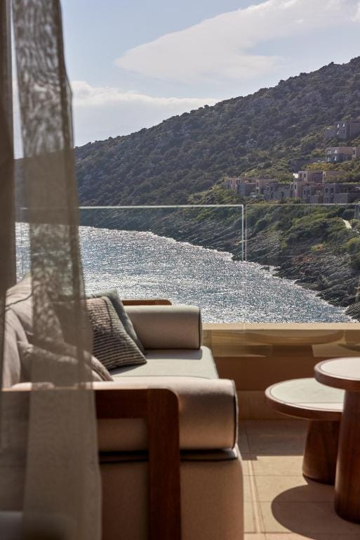 Daios Cove — 2