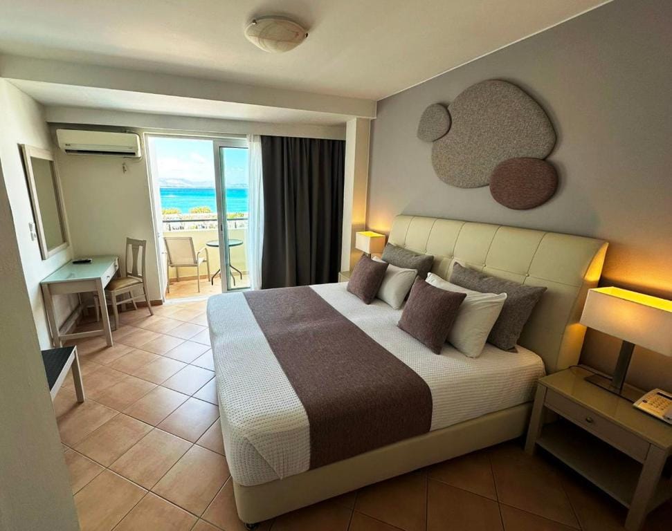 Faedra Beach — 4