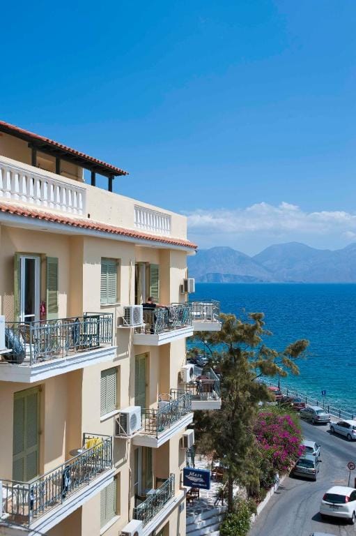 Mare Hotel Apartments — 1