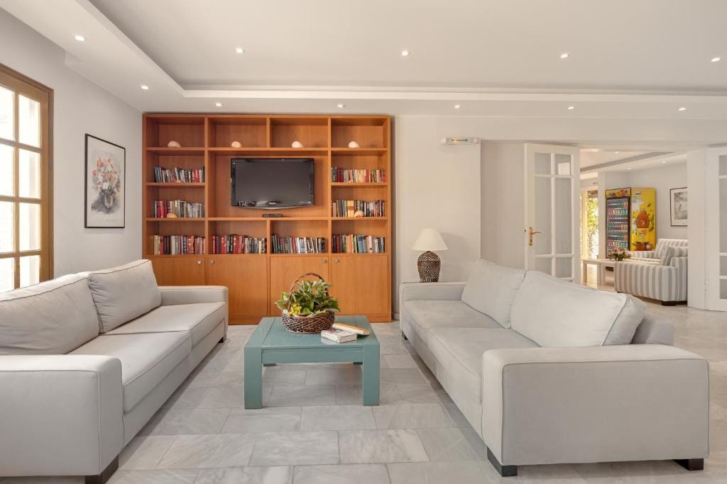 Mare Hotel Apartments — 2
