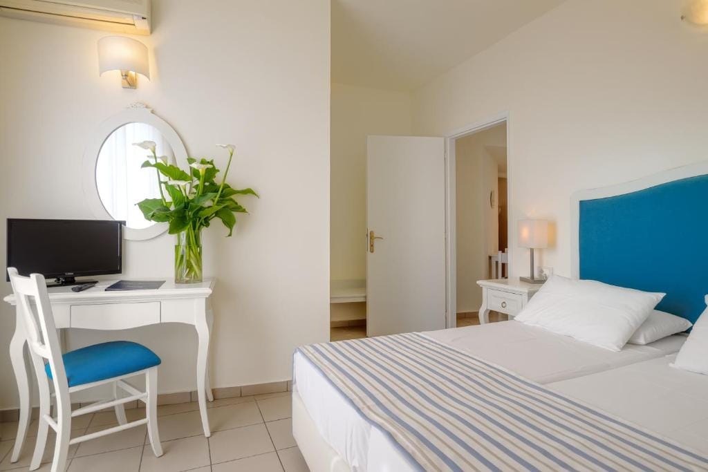Mare Hotel Apartments — 3