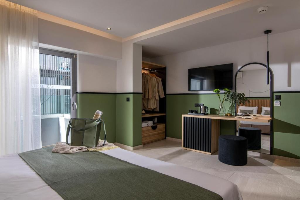 Mistral Bay Hotel — 3