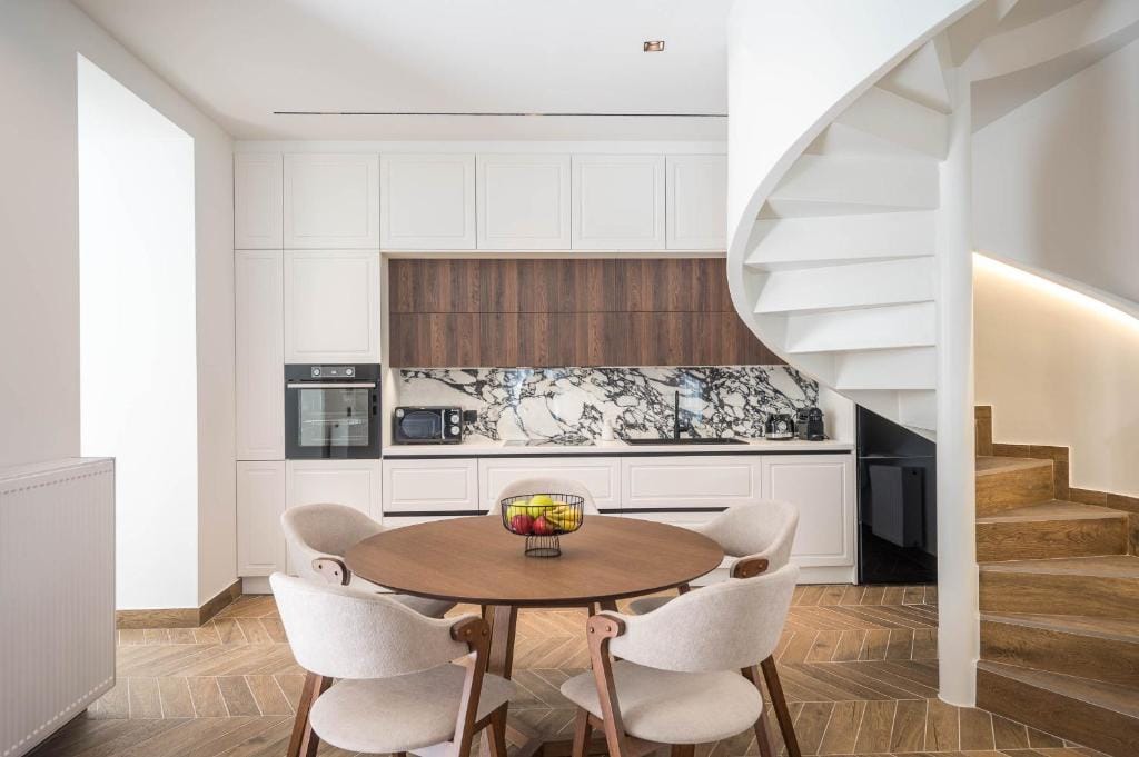Montre Fine Living — 1