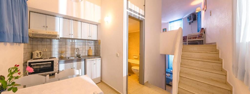 Primavera Paradise Apartments — 3