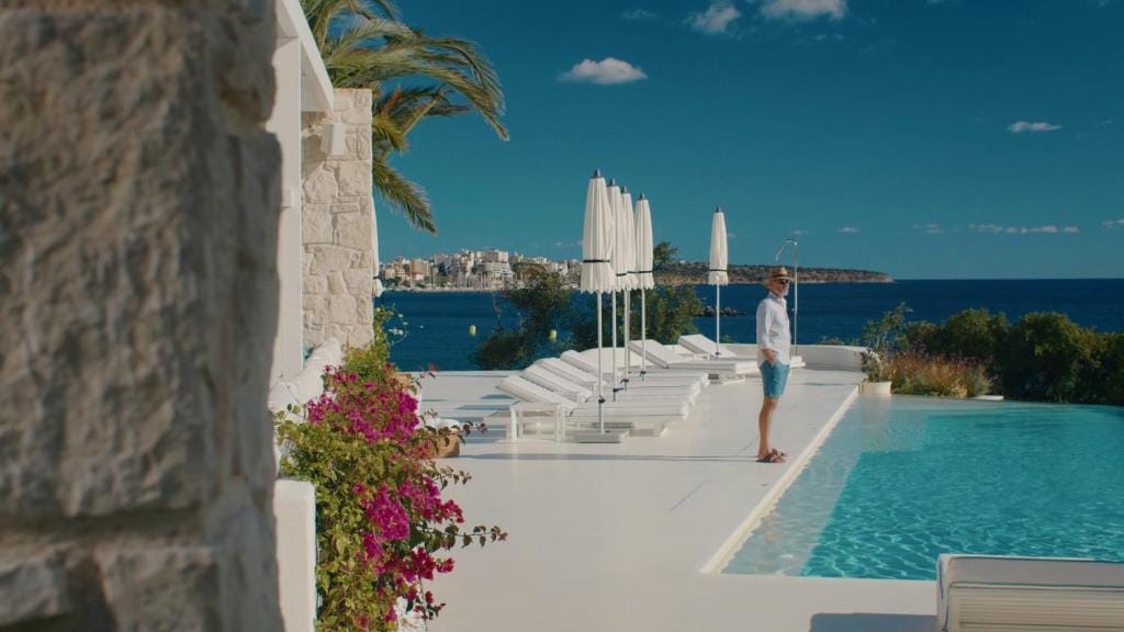 The Island Concept Luxury Boutique Hotel Heated Pool — 4