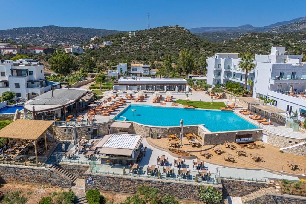 The River Suites Adults Only-A Seaside Experience — 4