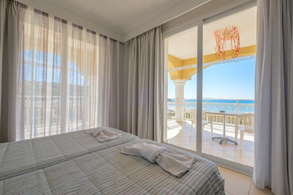 Hotel Athina — 2