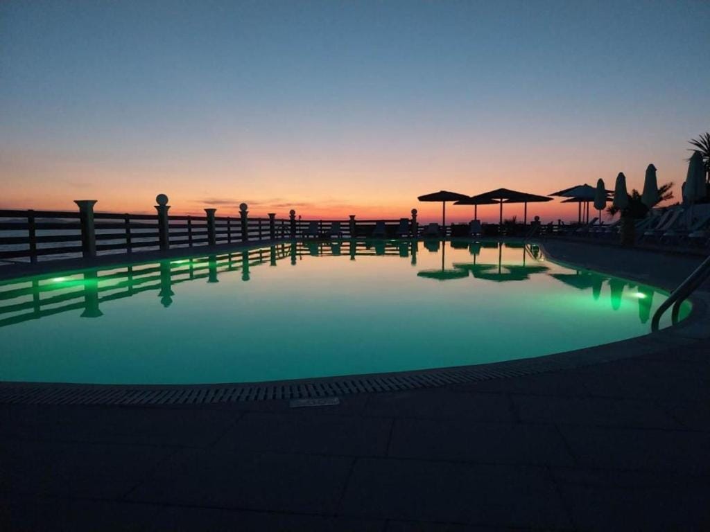Sea & sun view
