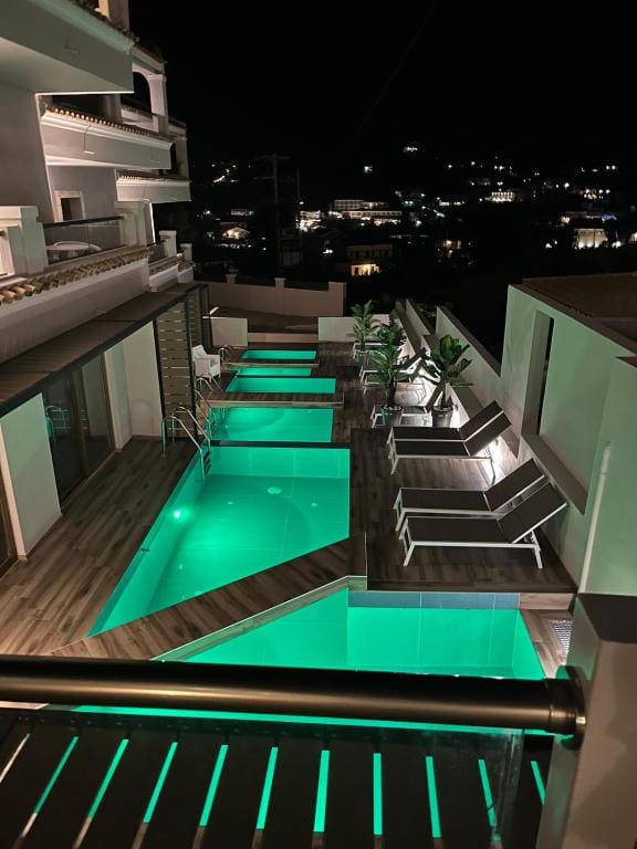 Tereza's Sunset Hotel — 3