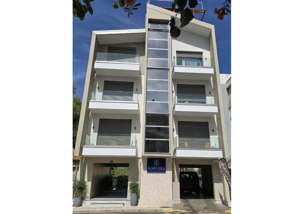 Karydas Suites Agrinio — 4
