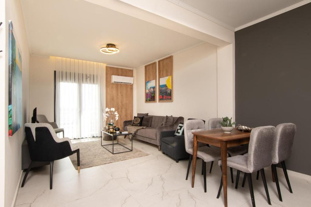 ALEXANDRA Boutique Residence Downtown — 5