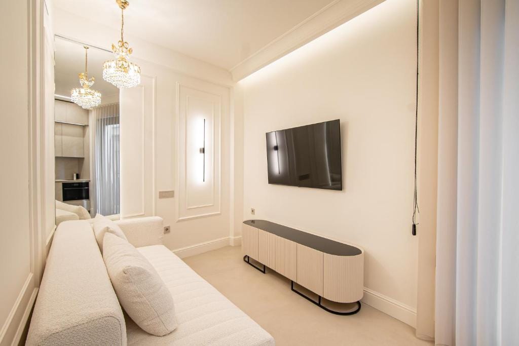Kivos Luxury Apartments — 5