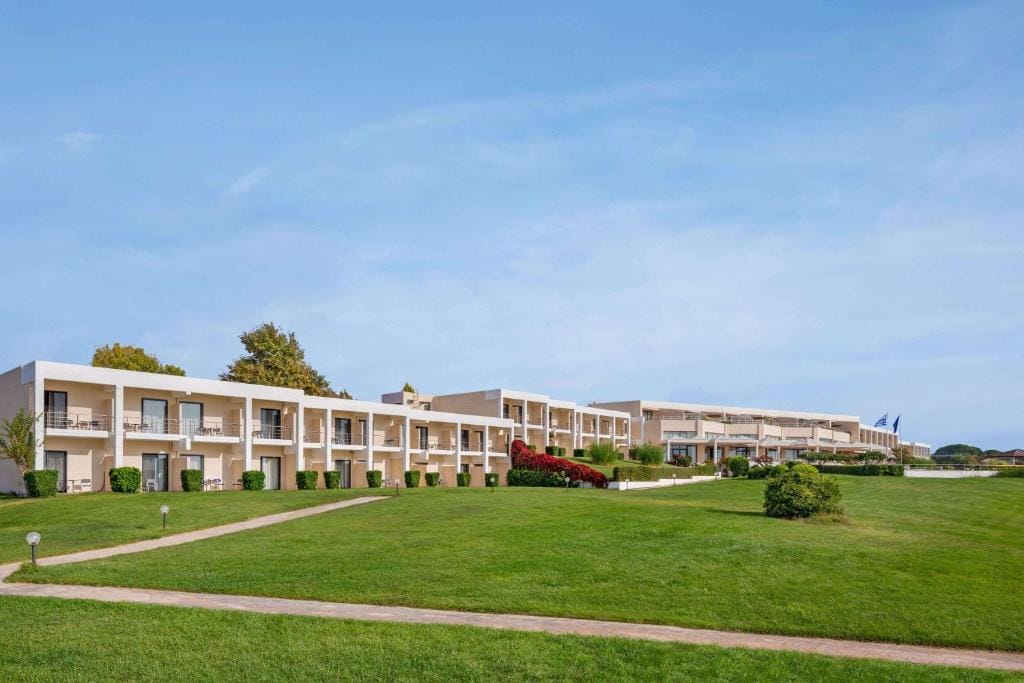Ramada Plaza by Wyndham Thraki — 5