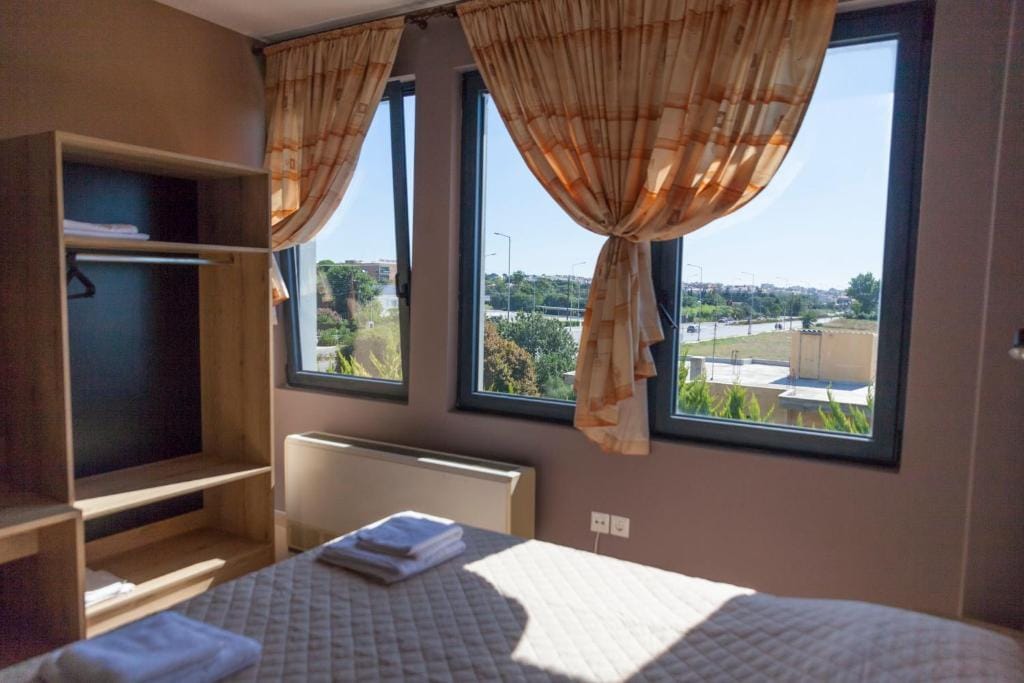 Via Mare Apartments — 2