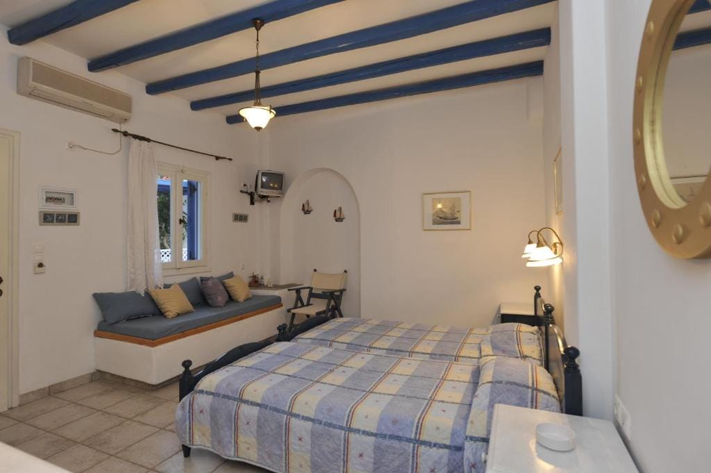 George's beach studios Aliki Paros — 5