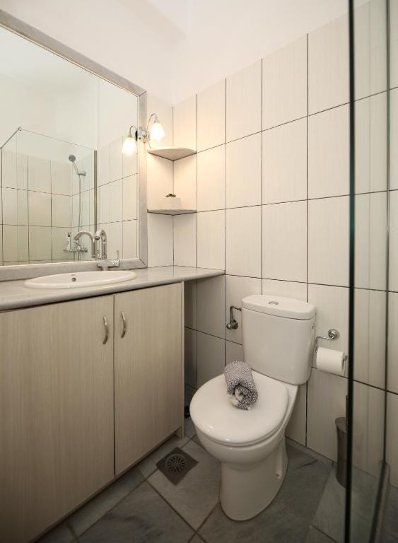 Christiana Hotel — 3