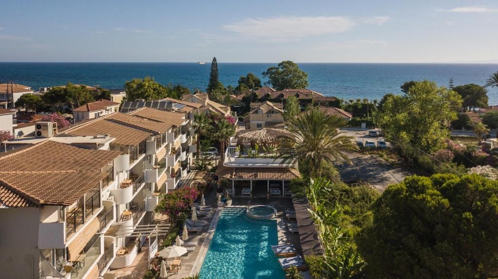 Iniohos Zante Hotel & Suites — 4