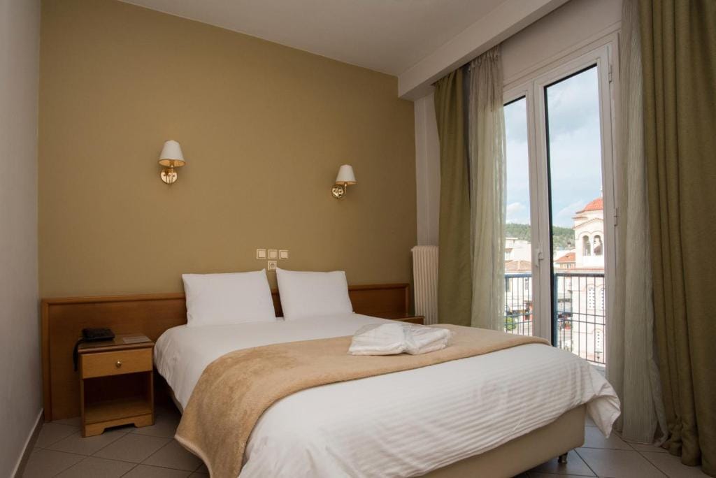 Morfeas Hotel — 2