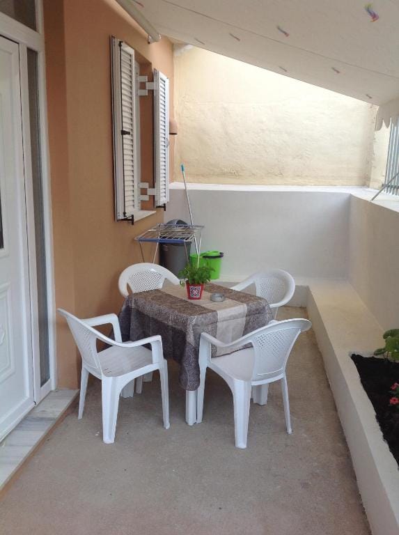Angelos Cosy Place — 2