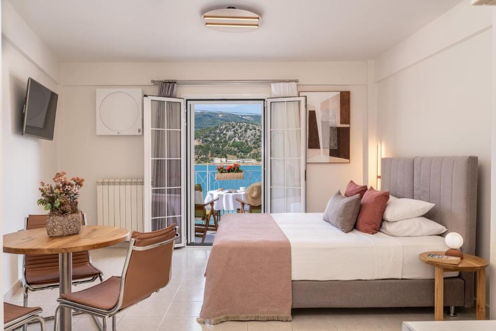 Argostοli Bay Apartments — 2