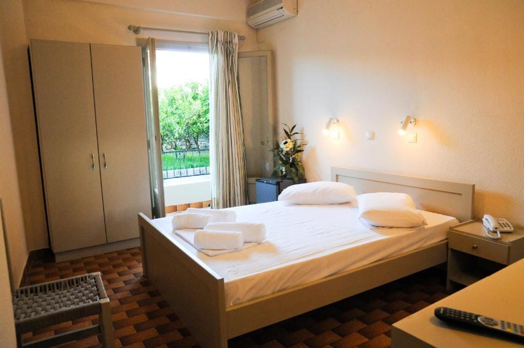 Argostoli Hotel — 2