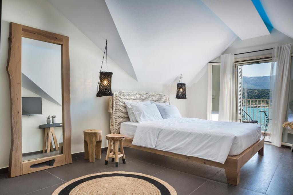Argostoli Marina Suites — 5