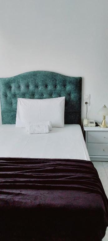 CELEBRITY Hotel — 5