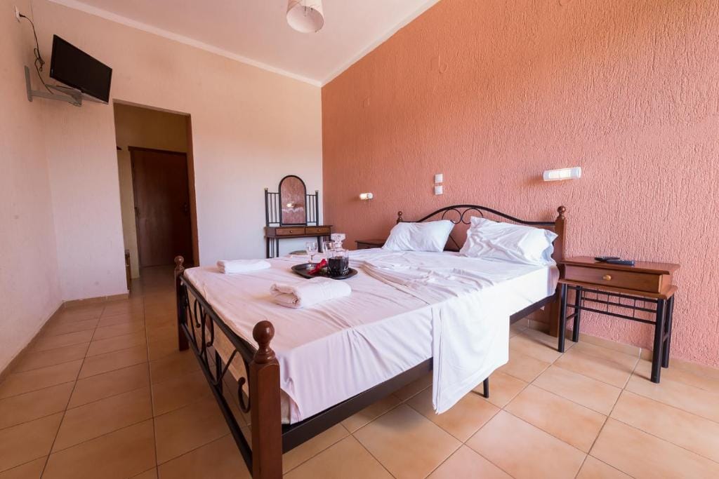 Galaxy Hotel — 2
