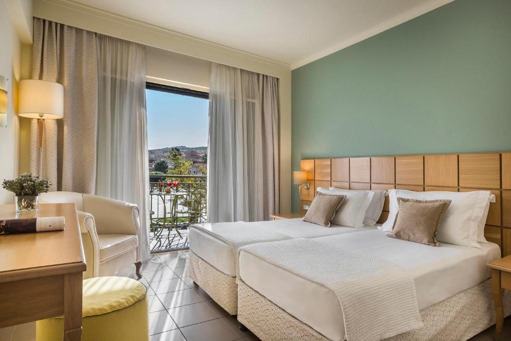 Ionian Plaza Hotel & Spa — 4