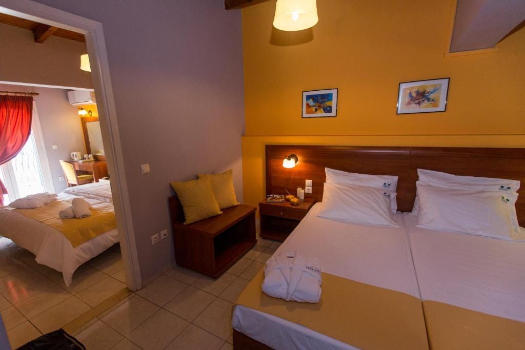 Mirabel CityCenter Hotel — 2