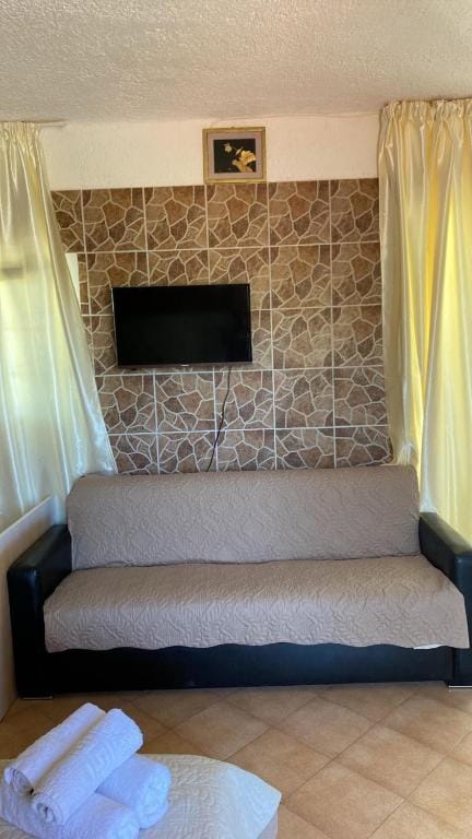 RESIDENTS IONIAN (BED AND BREAKFAST) — 4