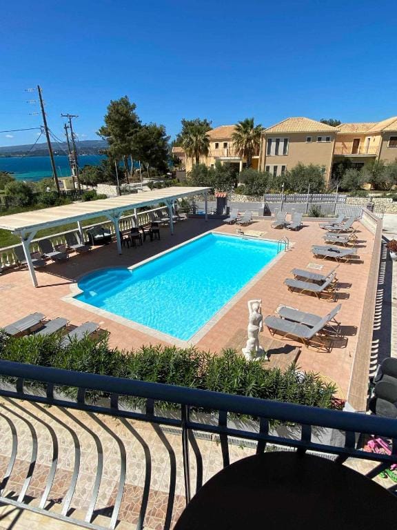 RESIDENTS IONIAN (BED AND BREAKFAST) — 5