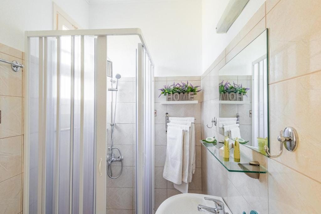 Villehardouin Farm Estate, Studios & Apartments, Minia, Kefalonia — 4
