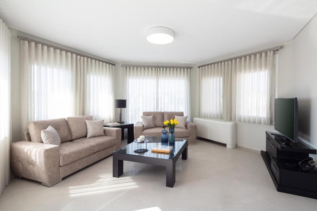 Piccadilly House — 5